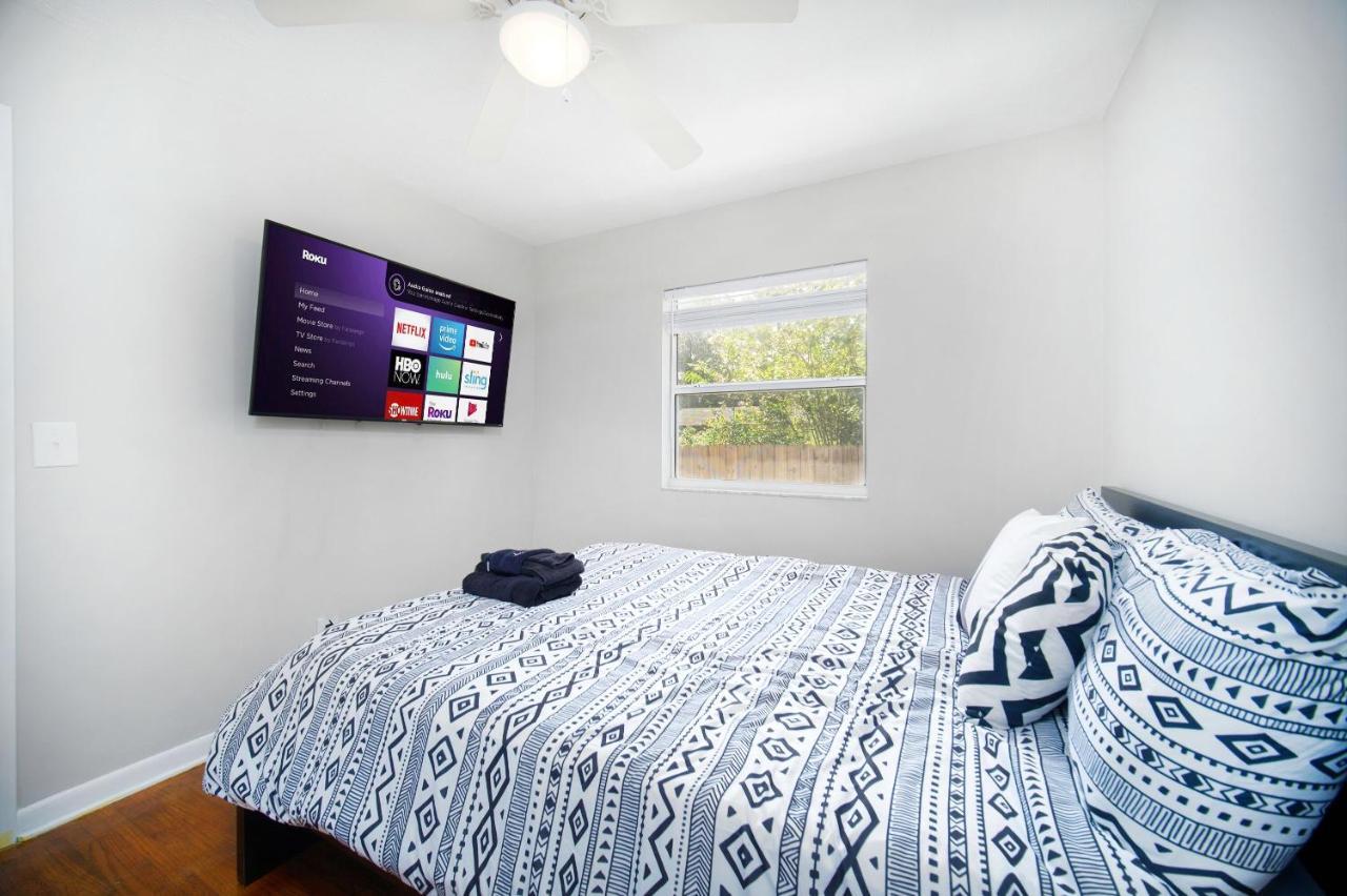 King Bedroom 2Bed1Bath Sleeps 4 Close To Town Center Downtown Beach Mayo Clinic Джаксънвил Екстериор снимка